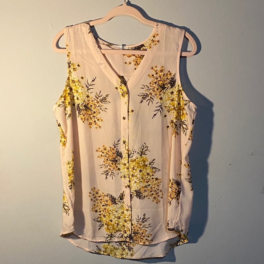 Maurices Yellow and Cream Floral Blouse
